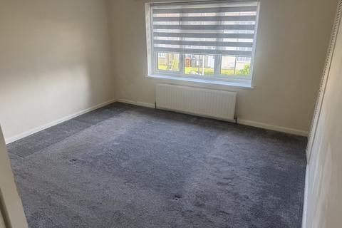 2 bedroom semi-detached house to rent, Babington Road, Dagenham