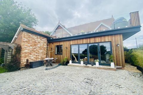 undefined, Somerton Villa, 218 Newport Road, Cowes, Isle of Wight