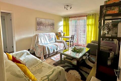 2 bedroom apartment to rent, Thames Mead, Windsor, Berkshire, SL4