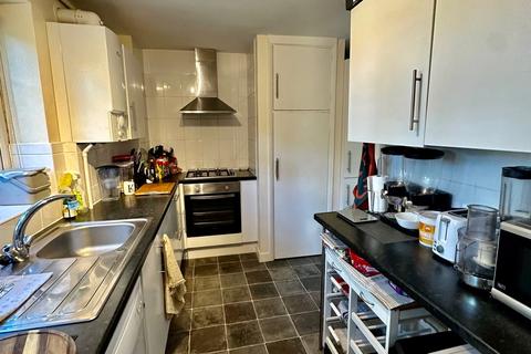 2 bedroom apartment to rent, Thames Mead, Windsor, Berkshire, SL4