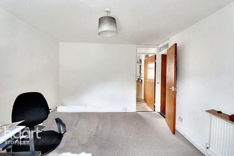 undefined, Haddon Road, Luton