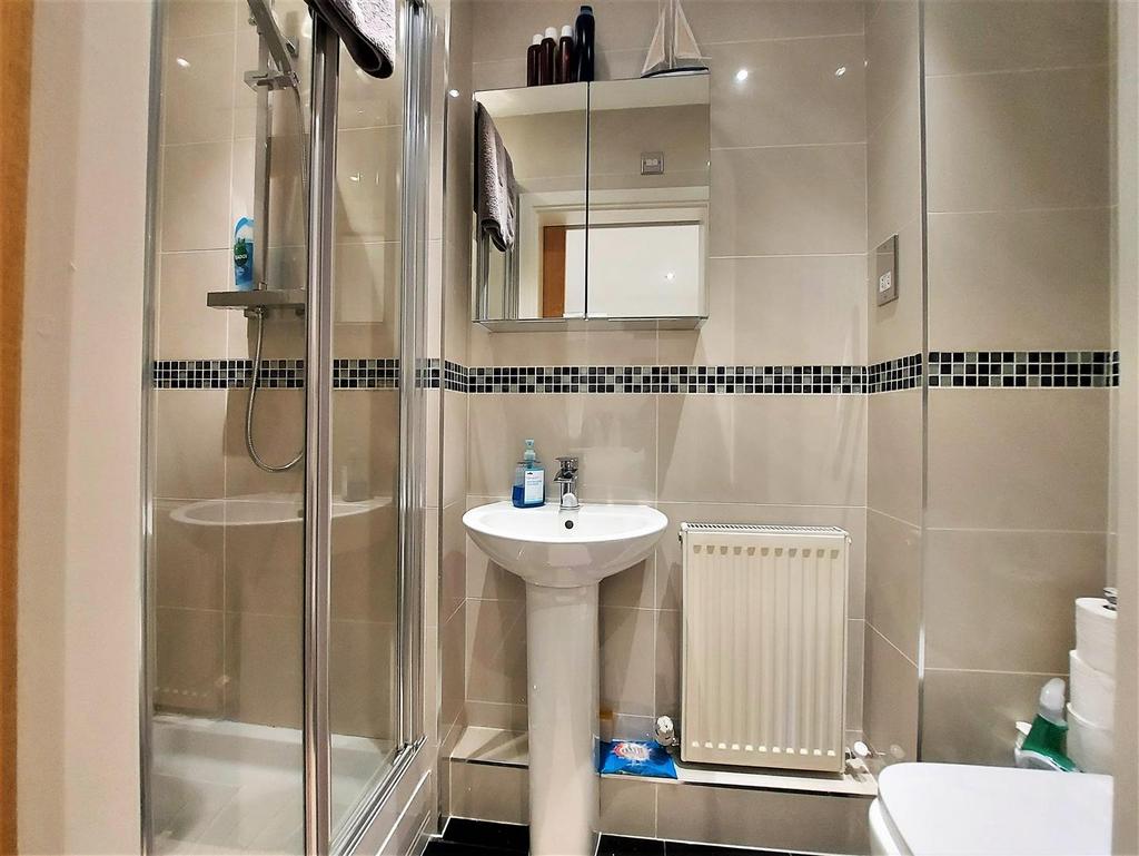 Ensuite.jpg
