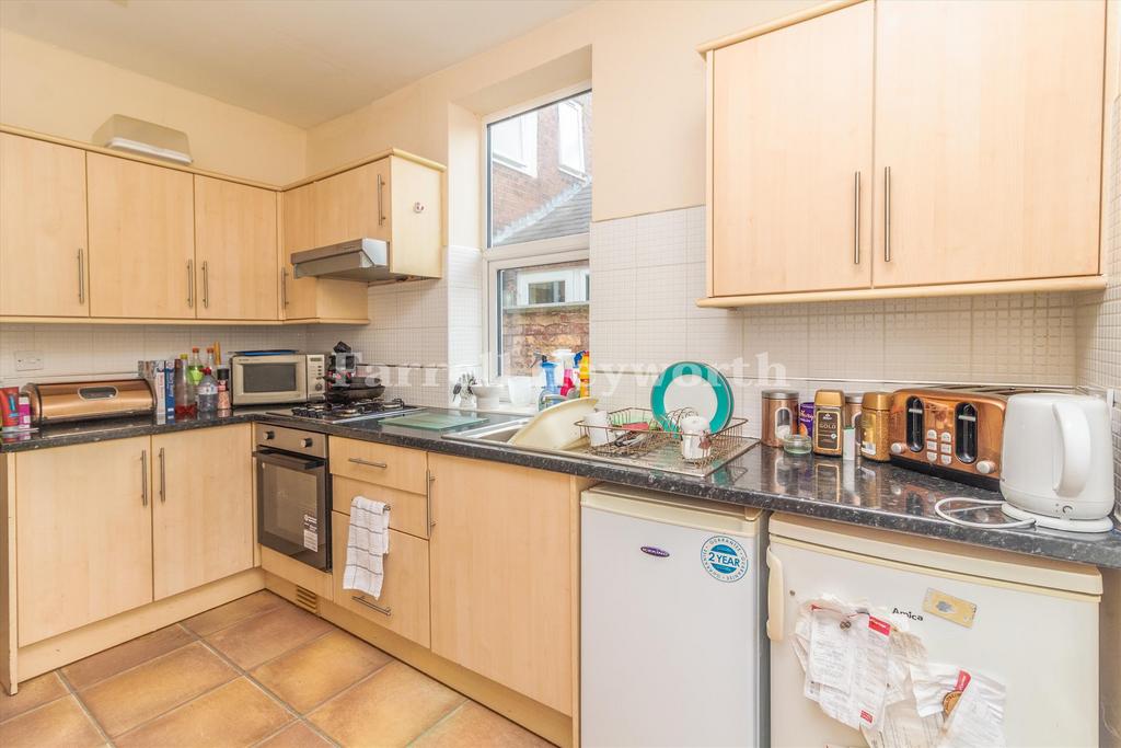 Kitchen image 2