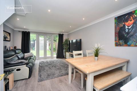 5 The Retreat, Worcester Park, KT4 8SU