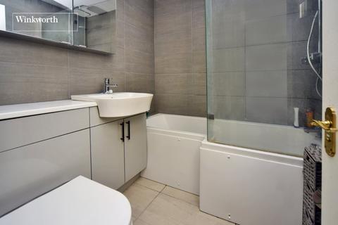 5 The Retreat, Worcester Park, KT4 8SU