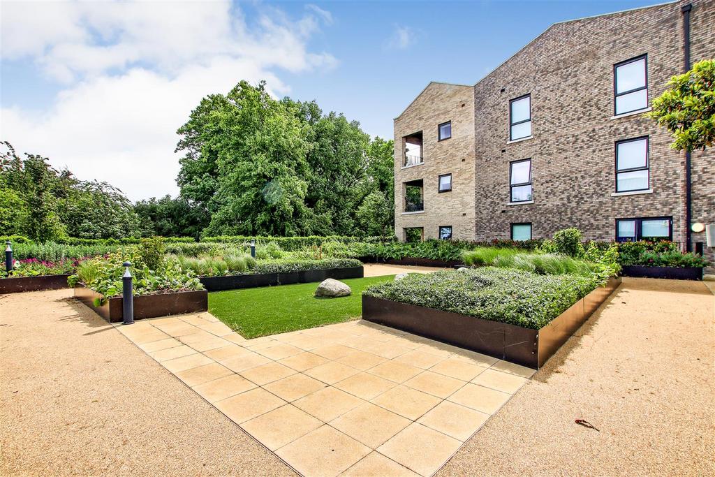 Gardens 7.jpg