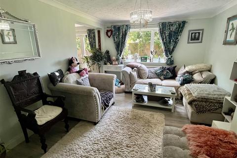 4 Sancroft Way, Fressingfield, Eye, IP21 5QN