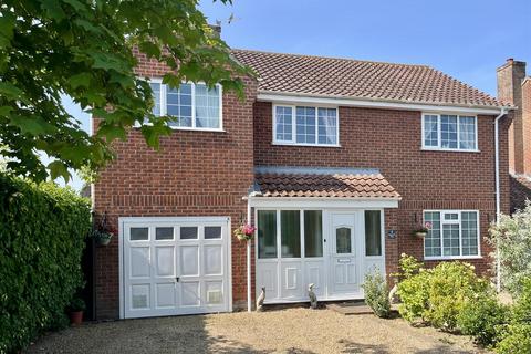 4 Sancroft Way, Fressingfield, Eye, IP21 5QN