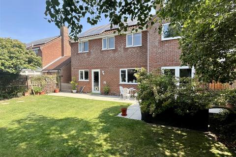 4 Sancroft Way, Fressingfield, Eye, IP21 5QN