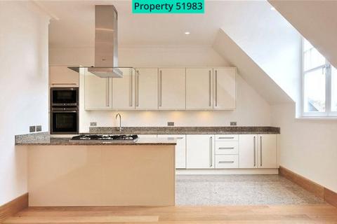 4 bedroom flat to rent, Lyndhurst Road, London, NW3
