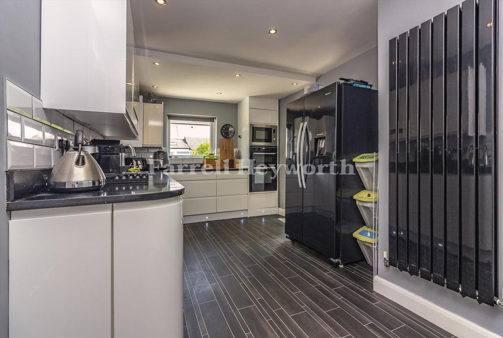 Kitchen b