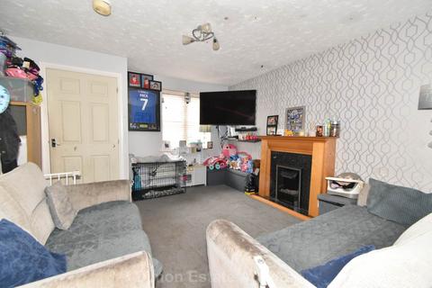2 bedroom terraced house for sale, Bolton Drive, Priddys Hard, Gosport