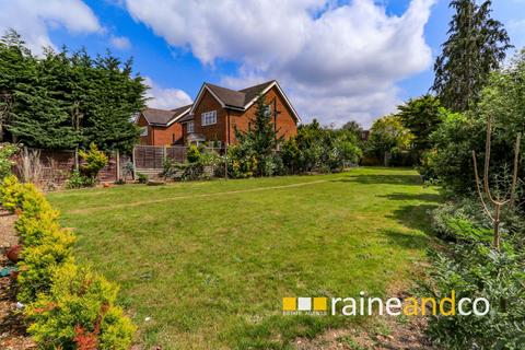 undefined, St Albans Road West, Hatfield