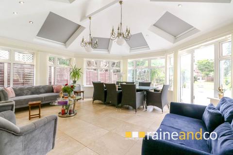 undefined, St Albans Road West, Hatfield