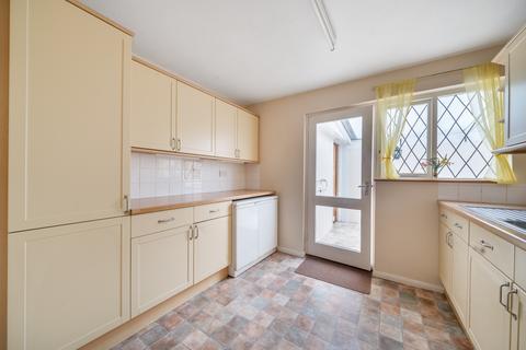 2 Fairlynch Close, Braunton, EX33 1JB