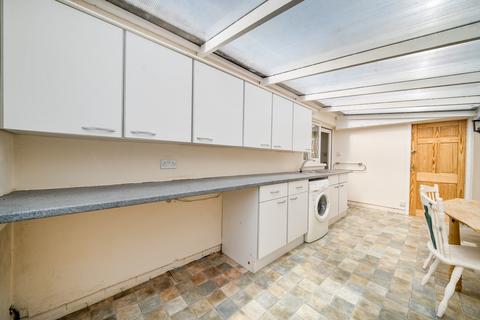 2 Fairlynch Close, Braunton, EX33 1JB