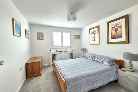 1 Tregunna Close, Porthleven, Helston, TR13 9LW