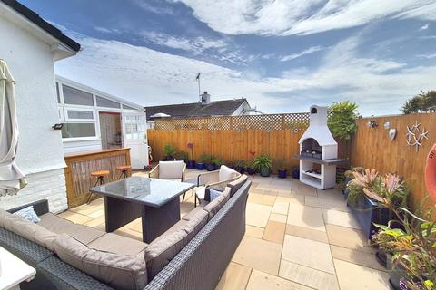 1 Tregunna Close, Porthleven, Helston, TR13 9LW