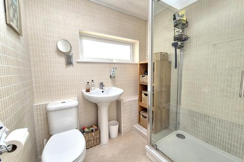 1 Tregunna Close, Porthleven, Helston, TR13 9LW