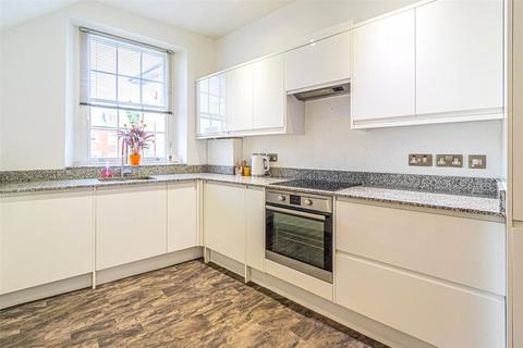 undefined, Bath Road, Swindon SN1