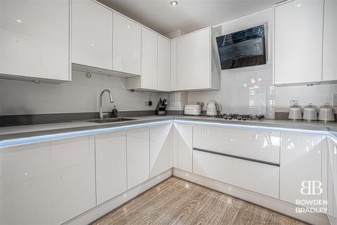 2 bedroom apartment for sale, Sackett Road, Barking
