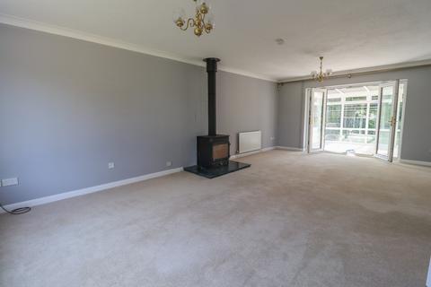 4 bedroom detached house to rent, Gayton Road, Kings Lynn