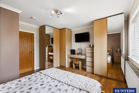 Fairways, 29 Summergate Road, Annan, DG12 6EX