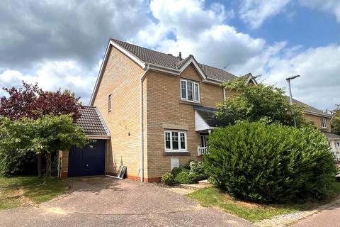 3 bedroom semi-detached house for sale, Oakham Close, Kettering NN14