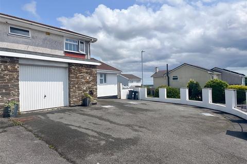 79 Killyvarder Way, St Austell, PL25 3DL