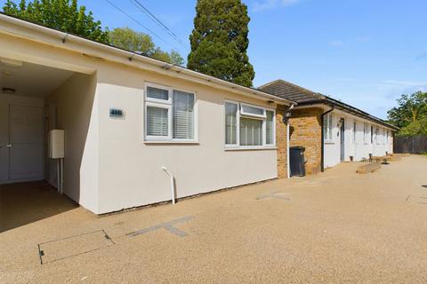 Studio to rent, Maltese Road, Chelmsford, CM1