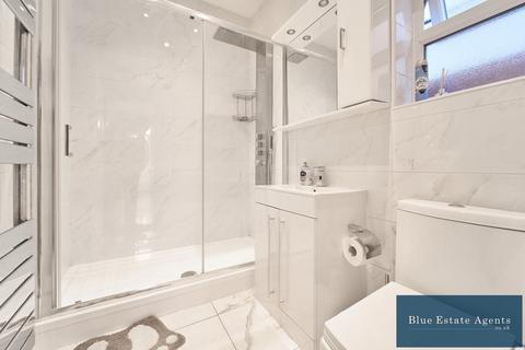 21 Berkeley Waye, Hounslow, TW5 9HJ