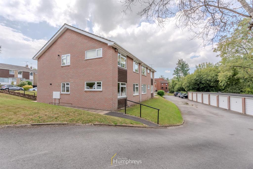 Helic house-1.jpg