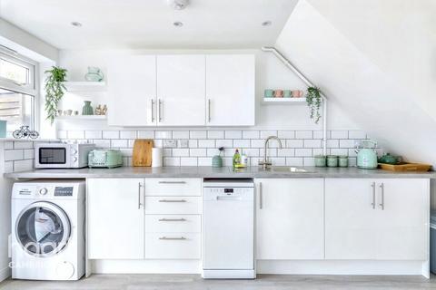 3 bedroom end of terrace house for sale, Campkin Road, Cambridge