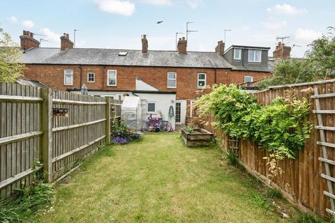 59 Chinnor Road, Thame, OX9 3LP