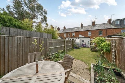 59 Chinnor Road, Thame, OX9 3LP