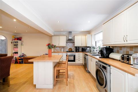 4 bedroom end of terrace house for sale, Palmer Road, Dagenham RM8