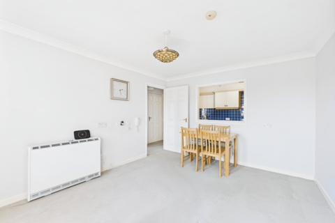 1 bedroom retirement property for sale, Hamble Lane, Southampton SO31