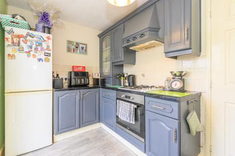 2 bedroom property for sale, Cavendish Road, Bradford BD10