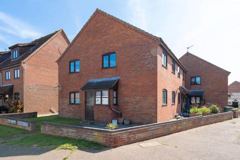 1 bedroom flat to rent, Weavers Close, Stalham, NR12