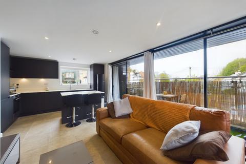 2 bedroom apartment for sale, Glenview Road, Boxmoor, HP1