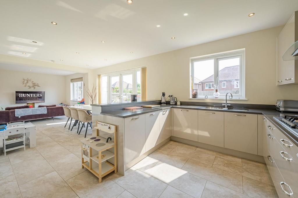 Open-Plan Living Quarters 1