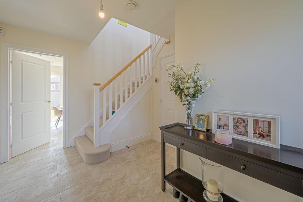 Entrance Hallway 1