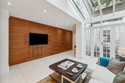 5 bedroom house to rent, Trevor Place, Knightsbridge SW7