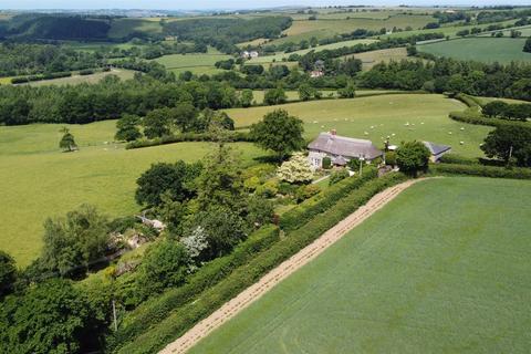 4 bedroom detached house for sale, Taw Valley