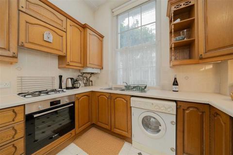 3 bedroom flat for sale, St. Georges Drive, London SW1V