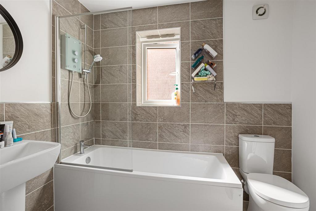 71 Risedale Drive 43.jpg