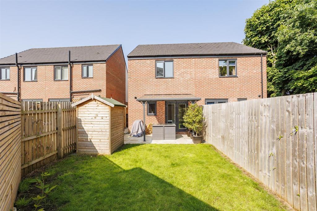 71 Risedale Drive  4.jpg