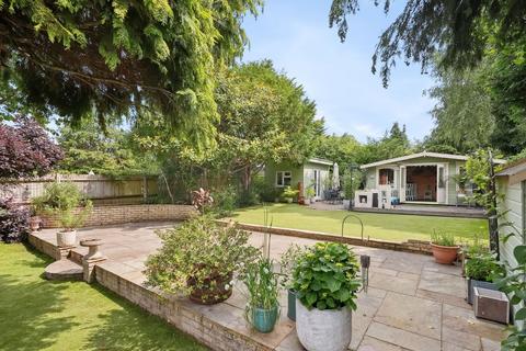 4 bedroom detached house for sale, Harefield Avenue, Cheam, SM2