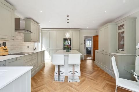 4 bedroom detached house for sale, Harefield Avenue, Cheam, SM2