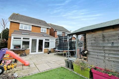 Astral Gardens, Hamble, Southampton, Hampshire, SO31